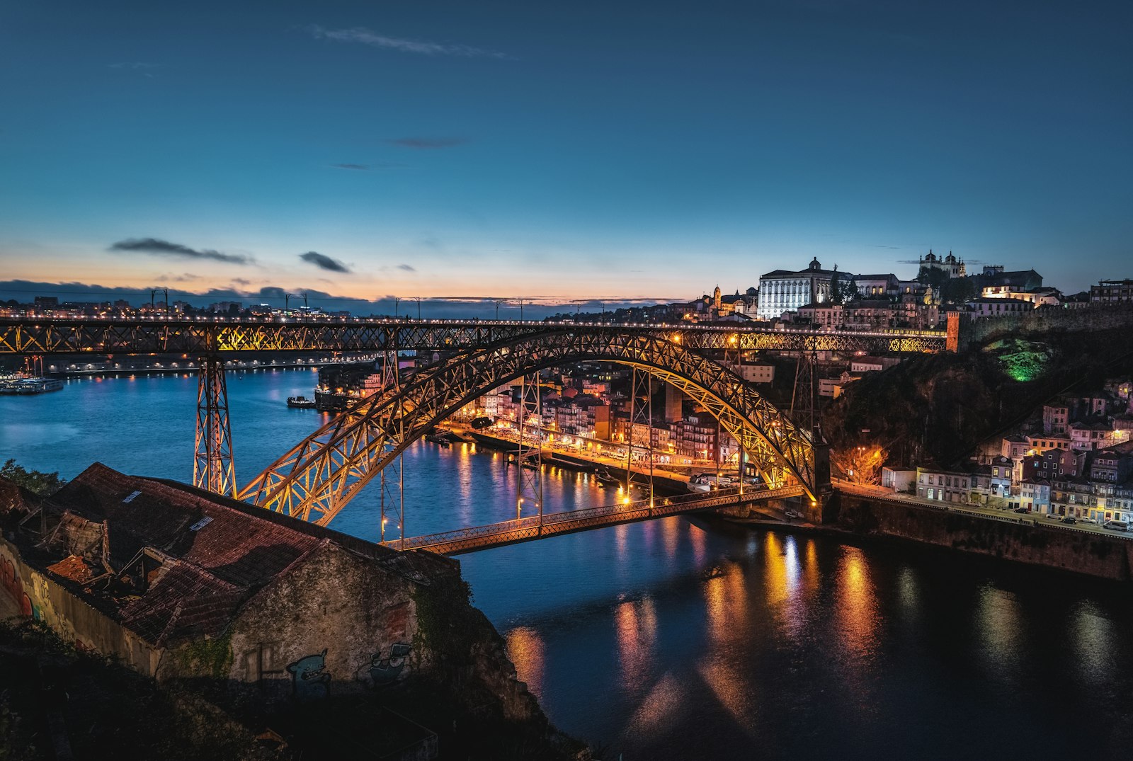 Why NAATI Certified Translations are Essential for Immigration Applications
